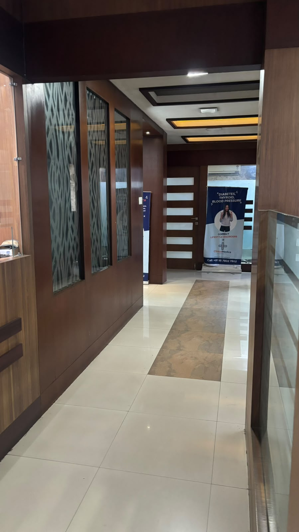 Clinica Medicare clinic interior Bhopal
